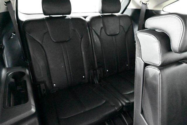 new 2026 Kia Sorento car, priced at $40,335