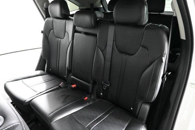 new 2026 Kia Sorento car, priced at $40,335