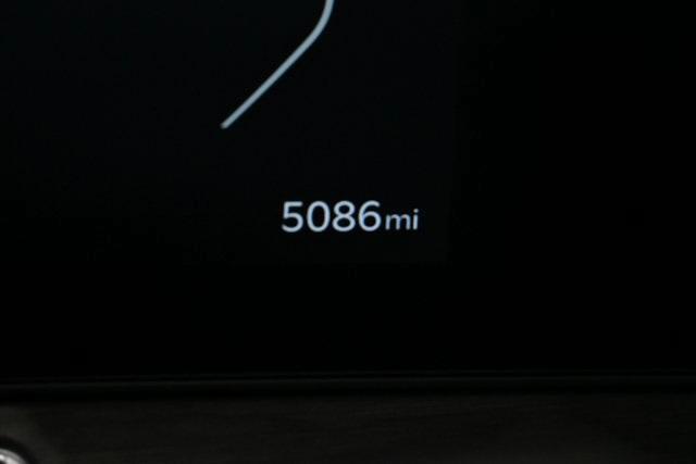 used 2024 Kia Sorento car, priced at $36,893