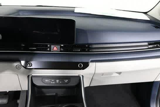 new 2026 Kia Carnival Hybrid car, priced at $50,300