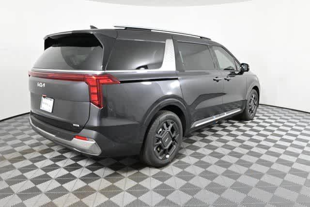 new 2026 Kia Carnival Hybrid car, priced at $50,300