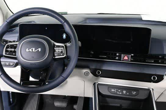 new 2026 Kia Carnival Hybrid car, priced at $50,300