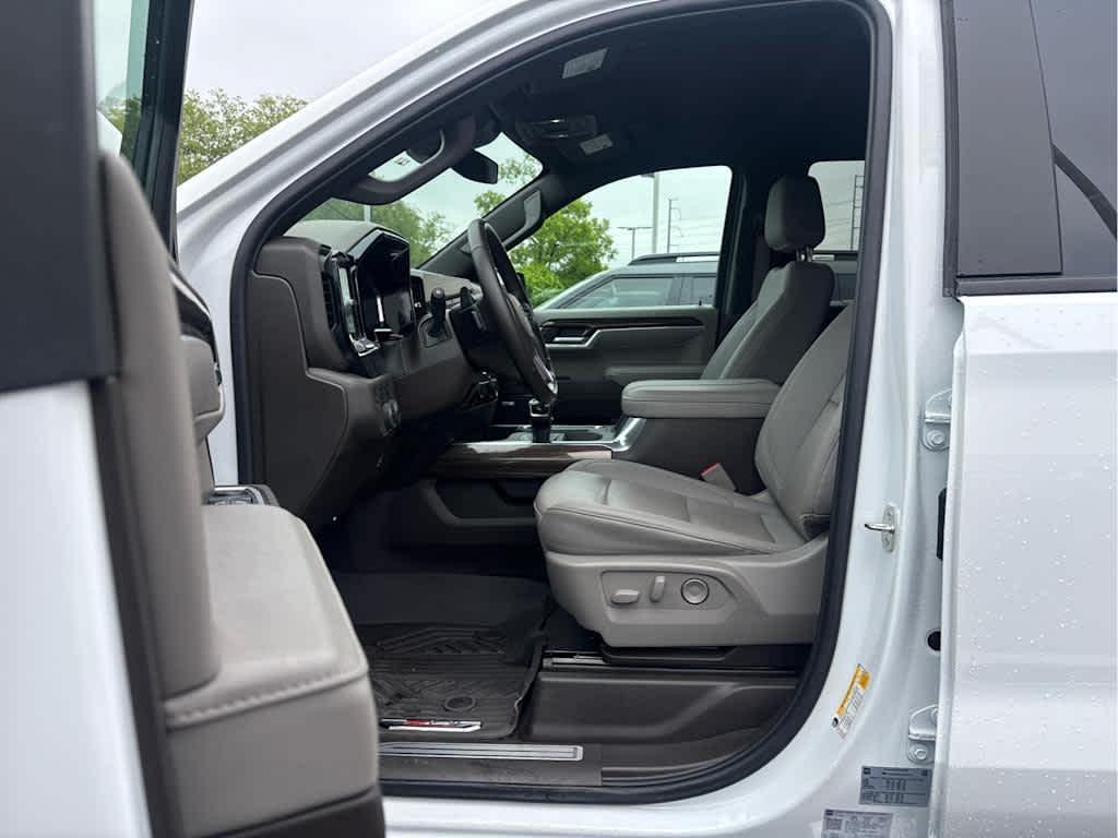 used 2024 Chevrolet Silverado 1500 car, priced at $49,172