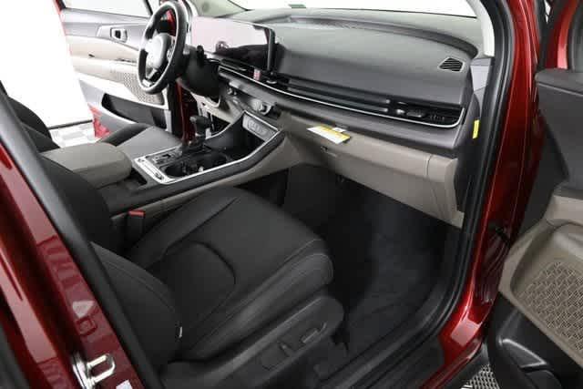 new 2026 Kia Carnival car, priced at $45,445