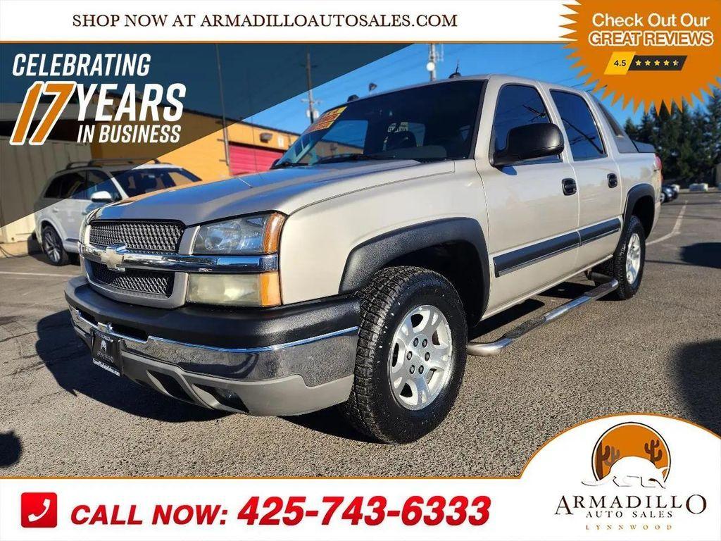 used 2004 Chevrolet Avalanche car, priced at $7,999