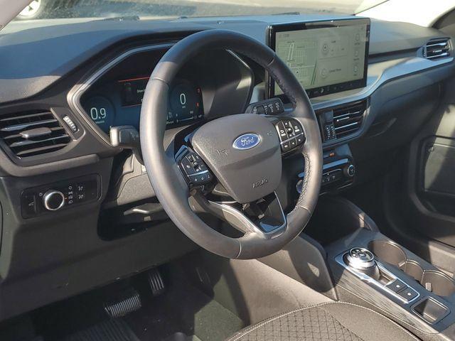 used 2023 Ford Escape car, priced at $24,361