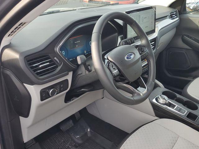 used 2023 Ford Escape car, priced at $24,257