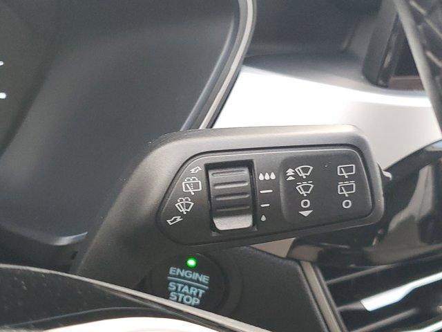 used 2022 Ford Escape car, priced at $21,616