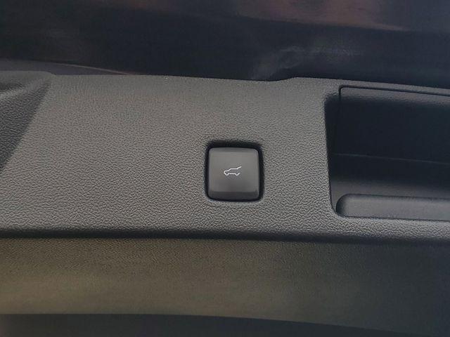 used 2022 Ford Escape car, priced at $22,250