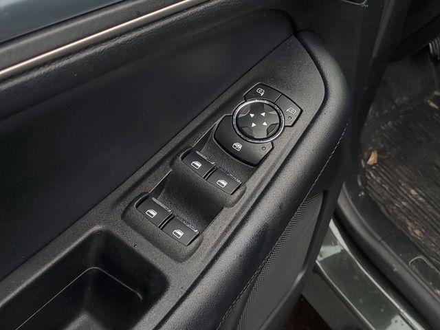 used 2022 Ford Edge car, priced at $23,950