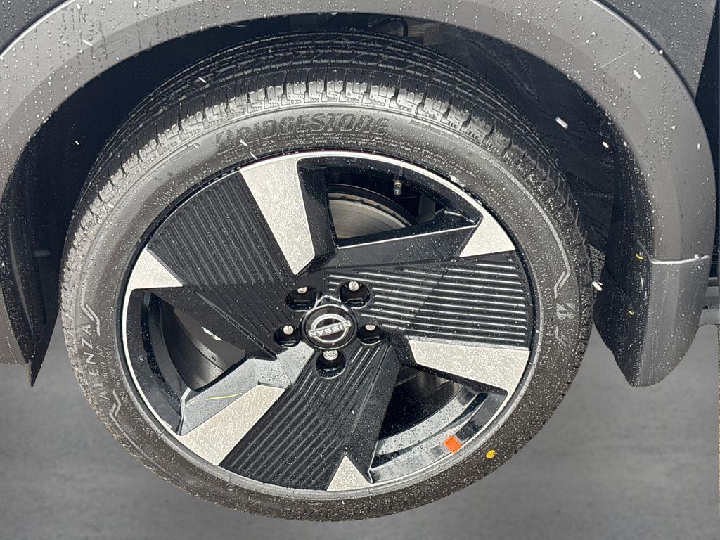 new 2026 Nissan Kicks car, priced at $29,757