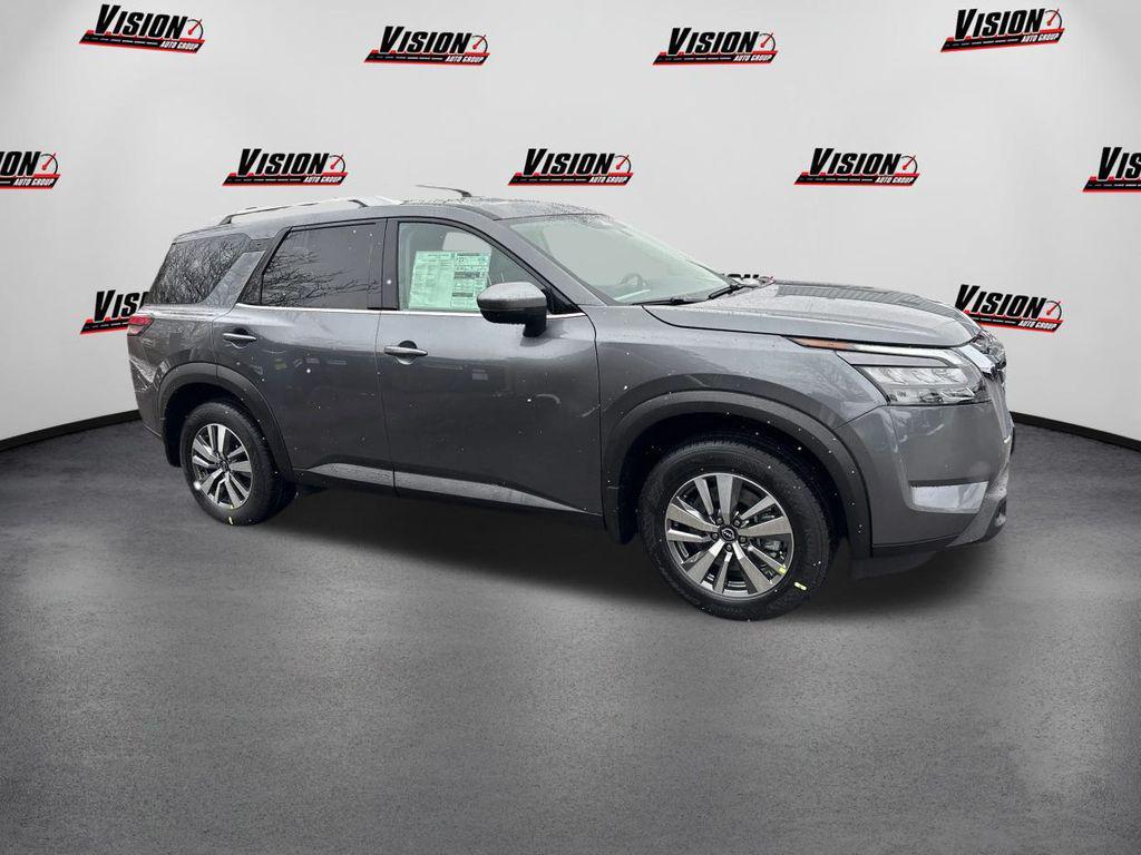 new 2025 Nissan Pathfinder car, priced at $39,692