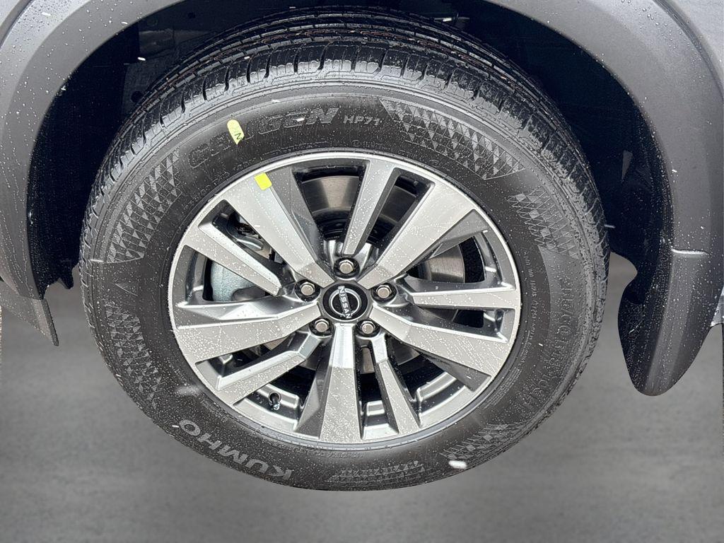 new 2025 Nissan Pathfinder car, priced at $39,692