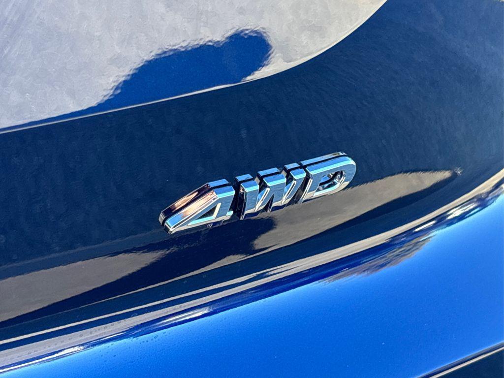 new 2025 Nissan Pathfinder car, priced at $35,316