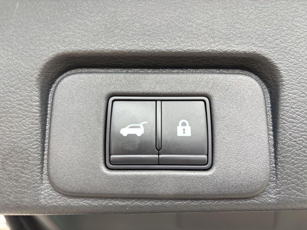 used 2021 Nissan Rogue car, priced at $19,867