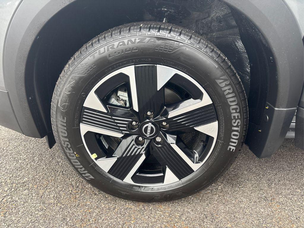 new 2026 Nissan Kicks car, priced at $27,156