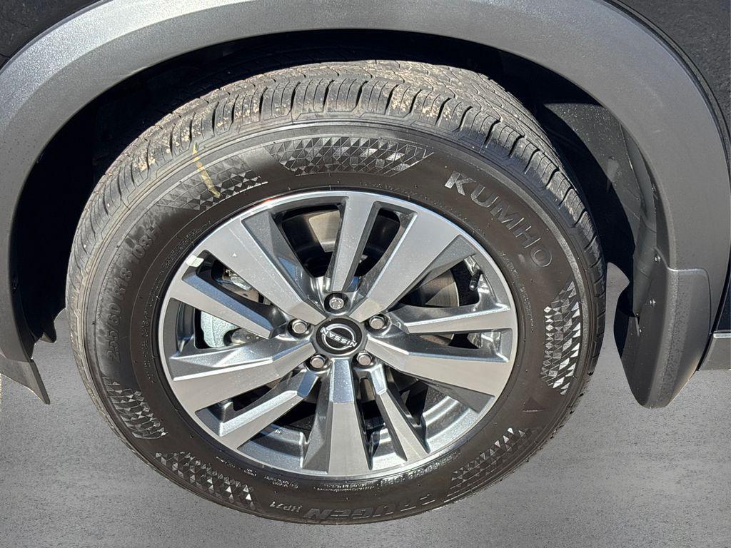 new 2025 Nissan Pathfinder car, priced at $37,836