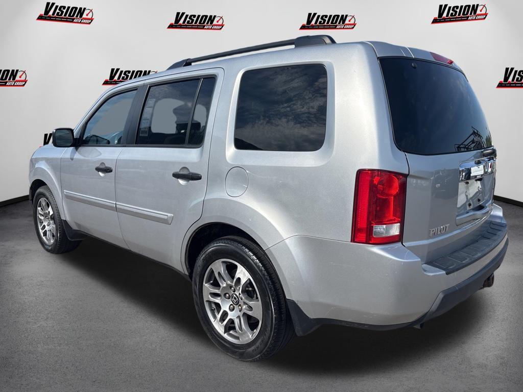 used 2011 Honda Pilot car, priced at $10,899