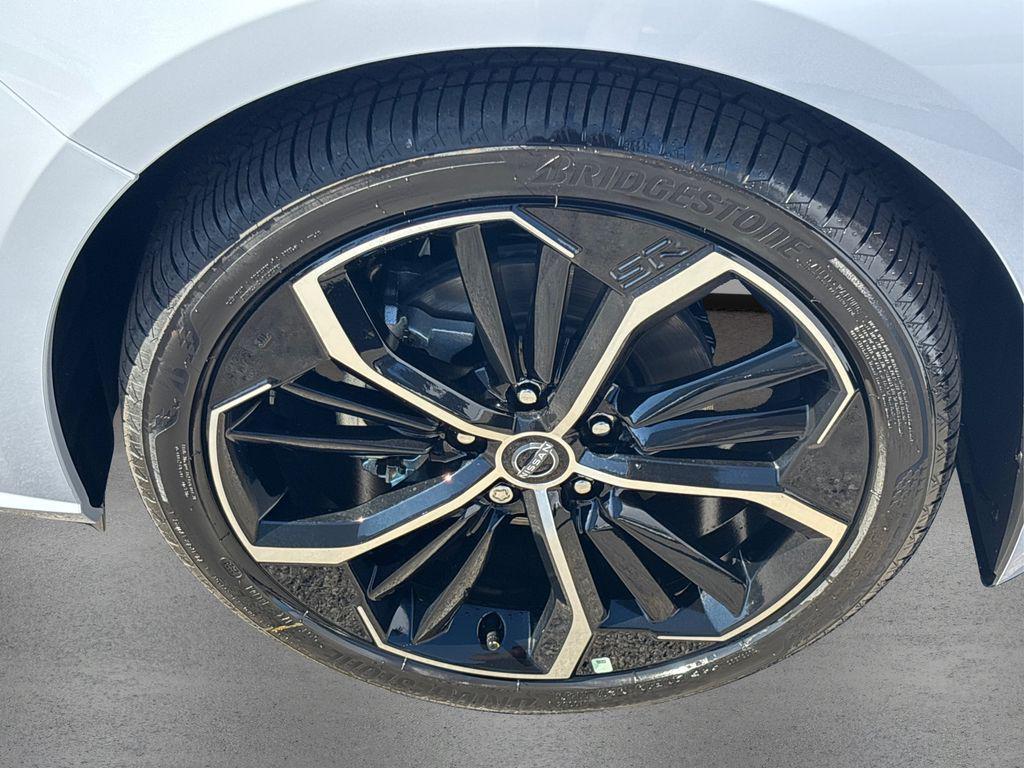 new 2025 Nissan Altima car, priced at $25,582