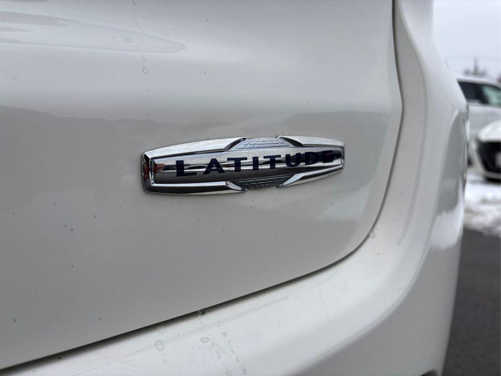 used 2019 Jeep Compass car, priced at $15,656