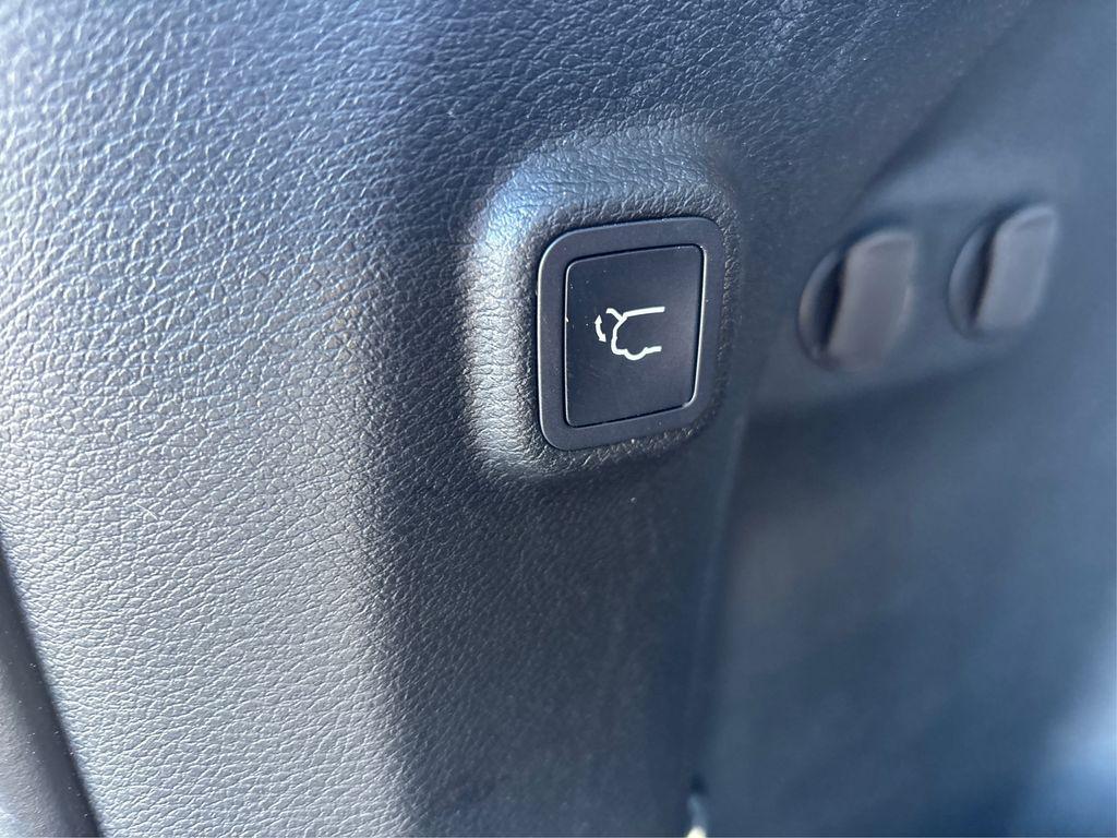 used 2022 Jeep Cherokee car, priced at $24,424