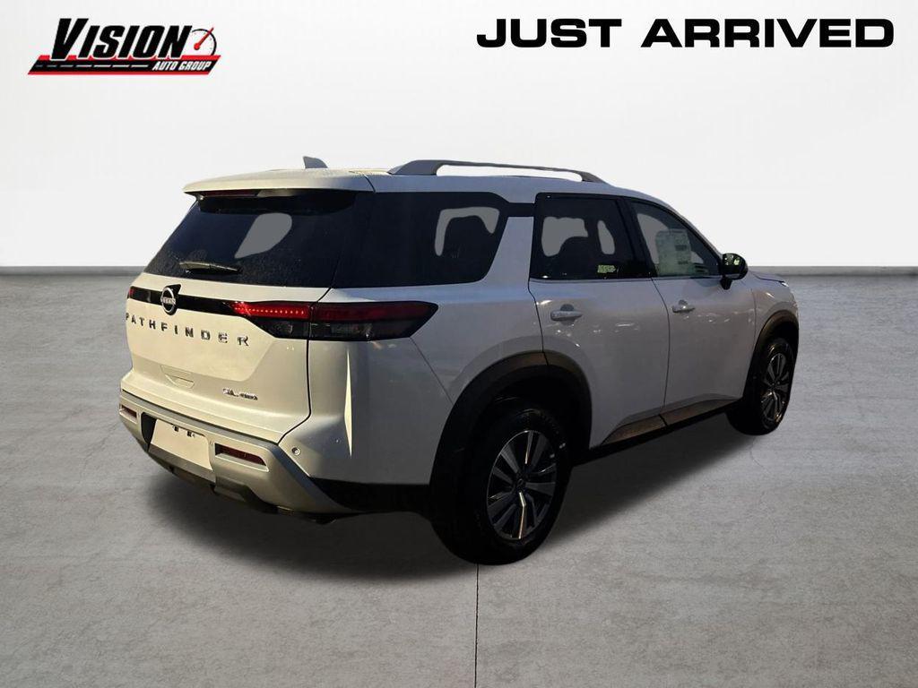 new 2025 Nissan Pathfinder car, priced at $38,350
