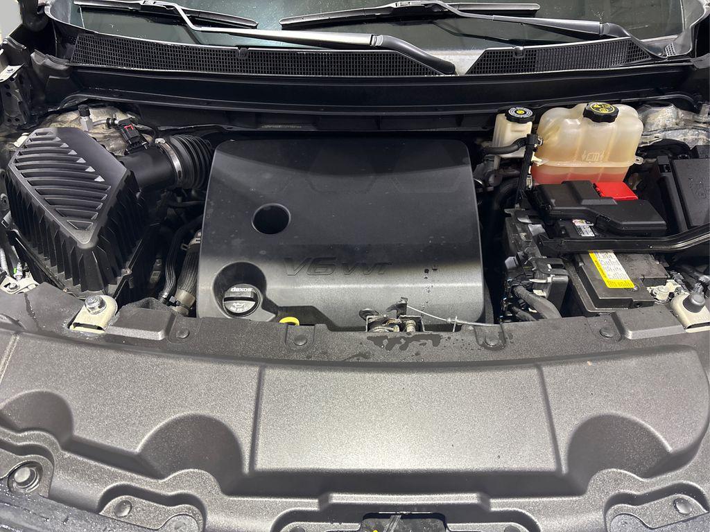 used 2018 Chevrolet Traverse car, priced at $15,699