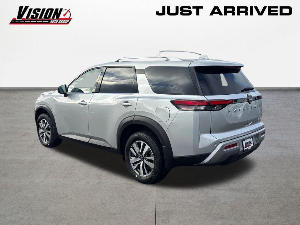 new 2025 Nissan Pathfinder car, priced at $38,268