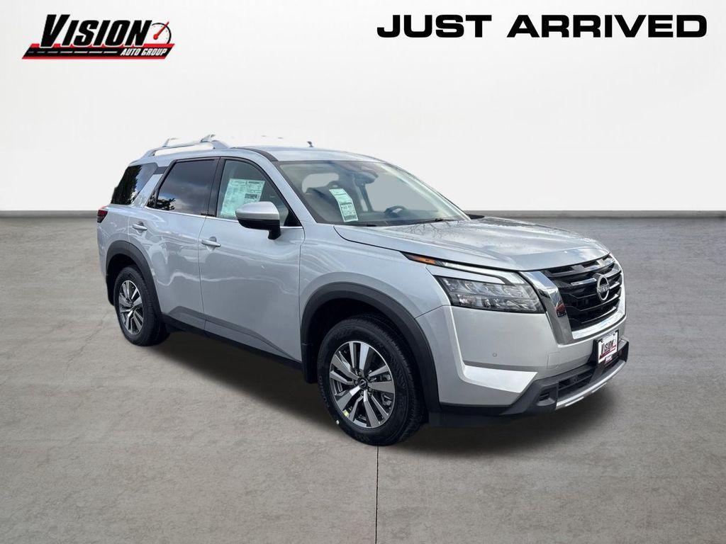 new 2025 Nissan Pathfinder car, priced at $38,268