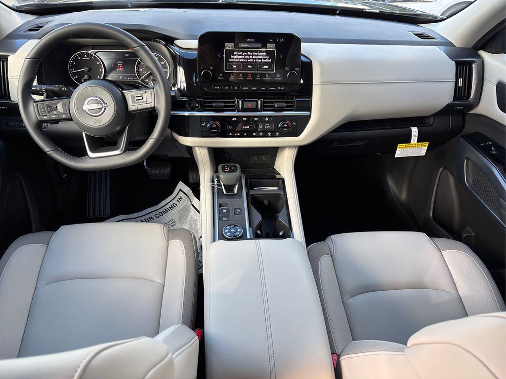 new 2025 Nissan Pathfinder car, priced at $39,692