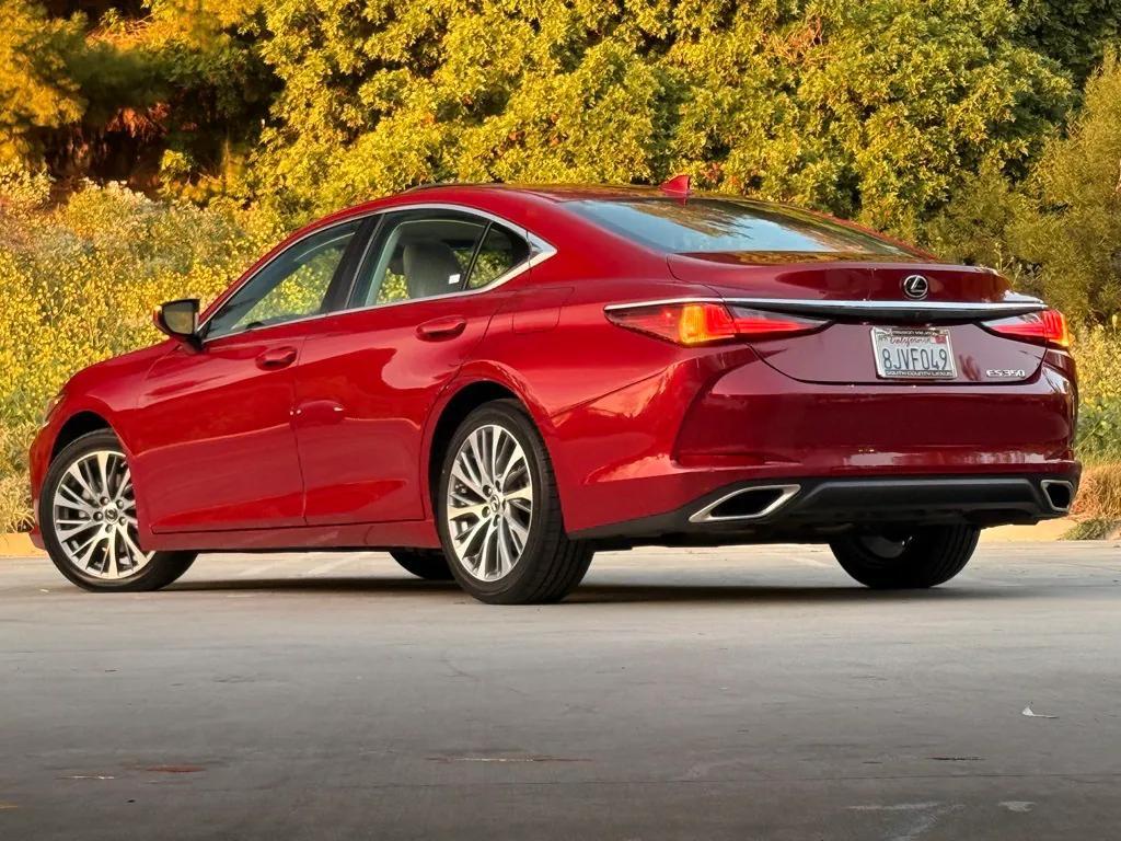 used 2019 Lexus ES 350 car, priced at $30,592