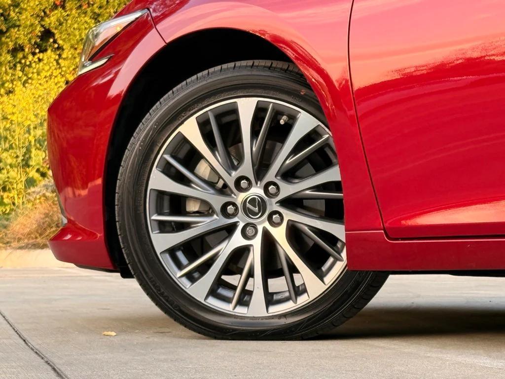 used 2019 Lexus ES 350 car, priced at $30,592