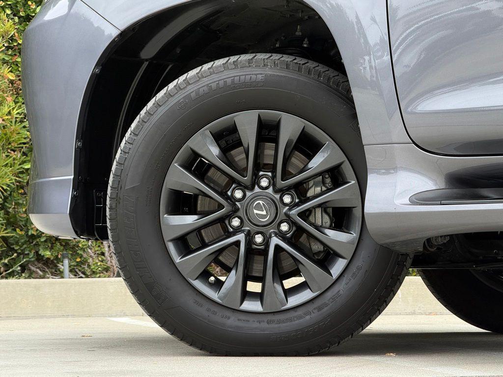 used 2023 Lexus GX 460 car, priced at $59,972