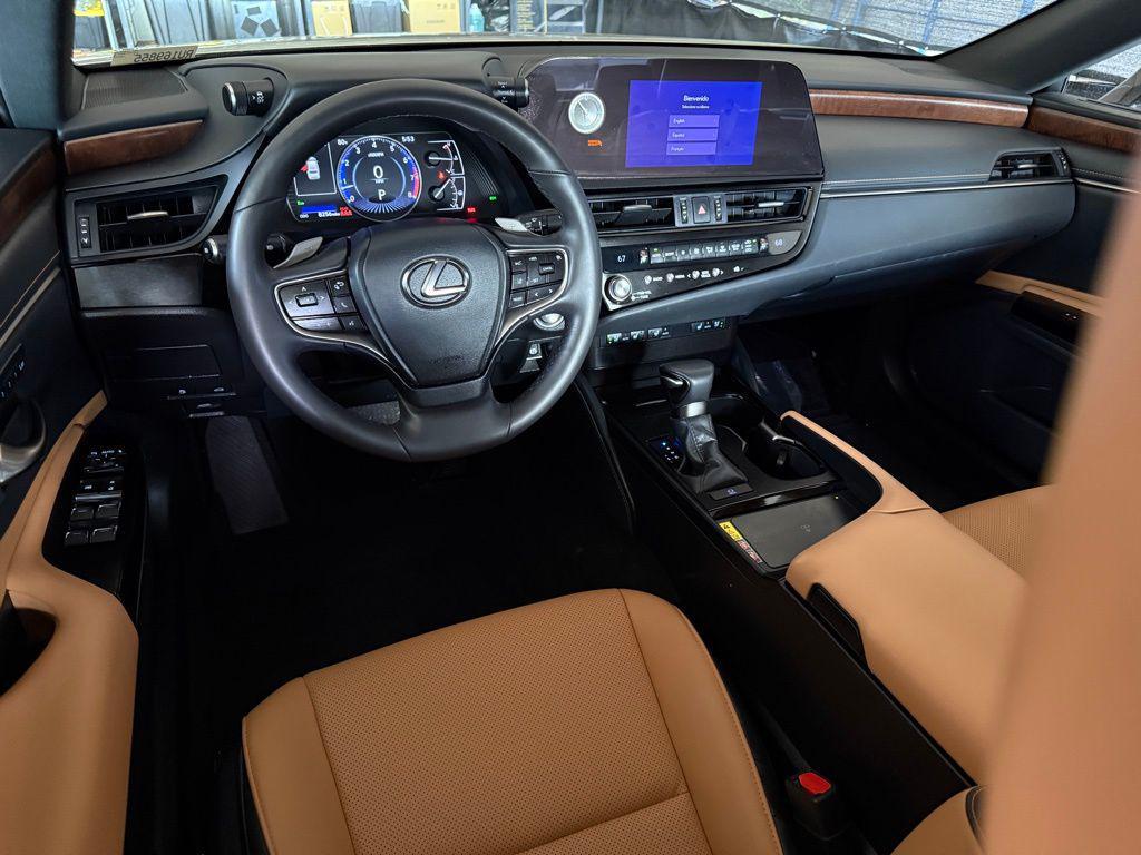 used 2024 Lexus ES 350 car, priced at $42,571