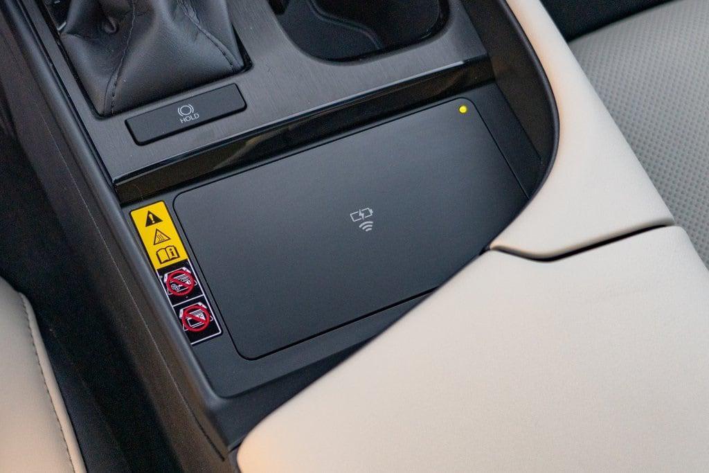 new 2025 Lexus ES 350 car, priced at $46,885