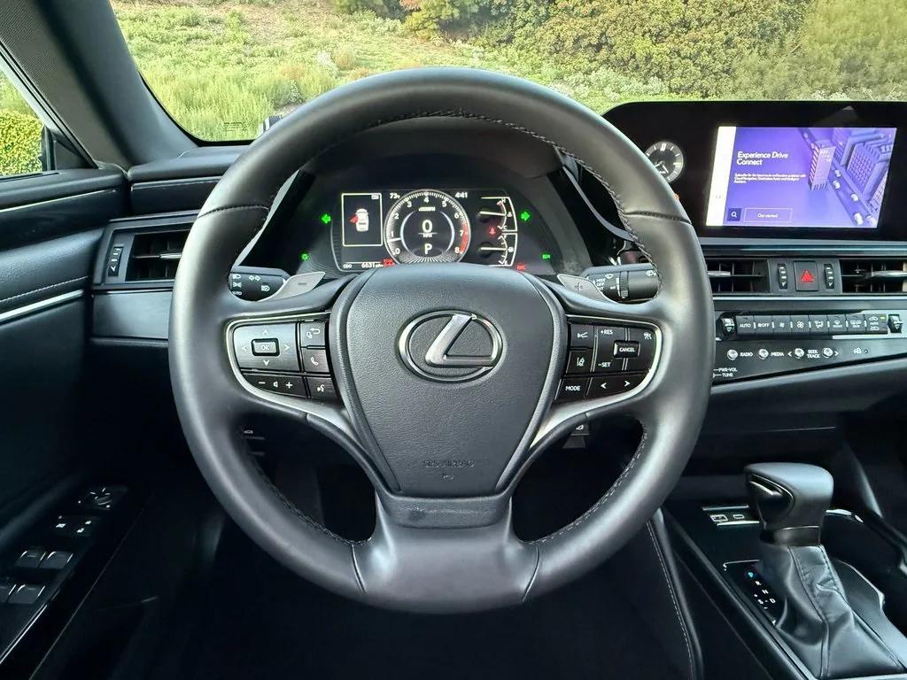 used 2025 Lexus ES 350 car, priced at $41,353