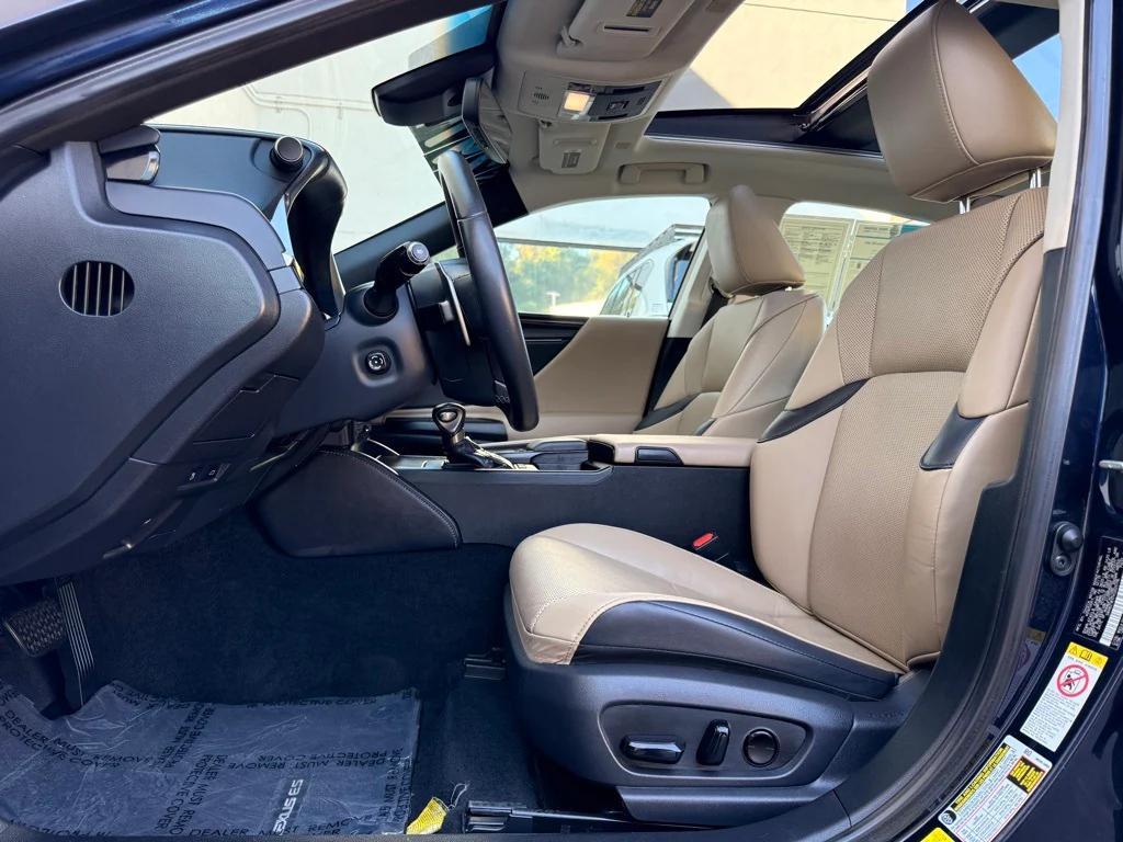 used 2019 Lexus ES 350 car, priced at $26,983