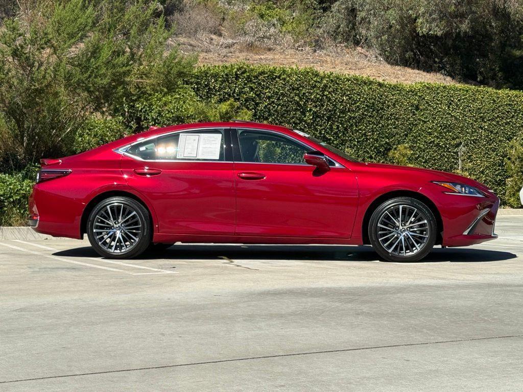 used 2024 Lexus ES 300h car, priced at $43,457