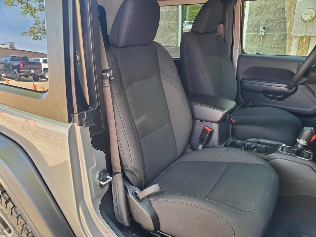 used 2019 Jeep Wrangler car, priced at $27,995