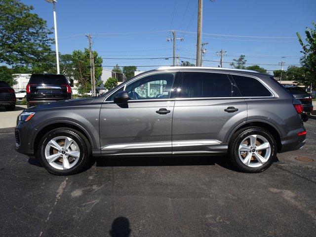 used 2025 Audi Q7 car, priced at $51,900