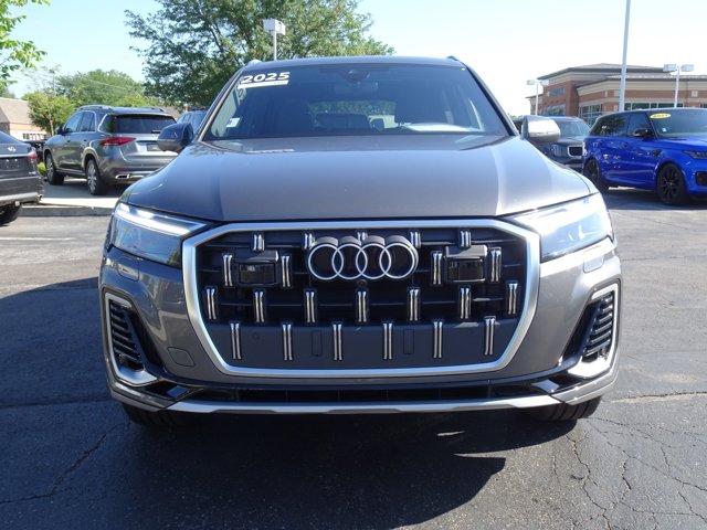 used 2025 Audi Q7 car, priced at $51,900
