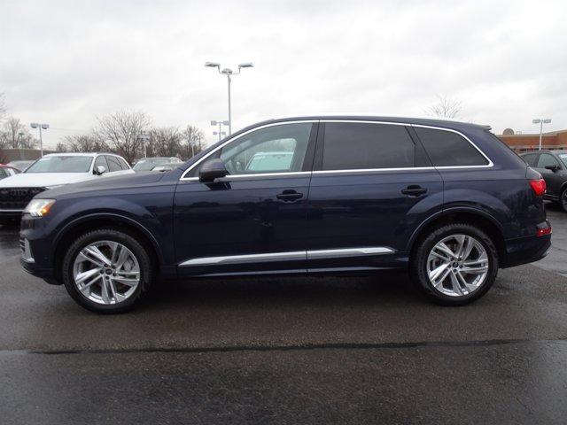 used 2023 Audi Q7 car, priced at $43,900