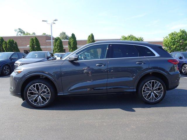 new 2025 Audi Q5 car, priced at $61,300