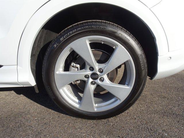 new 2025 Audi Q5 car