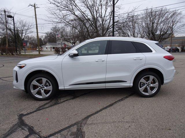 new 2025 Audi Q5 car, priced at $60,945