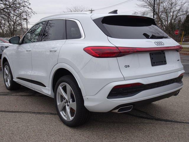 new 2025 Audi Q5 car, priced at $60,945