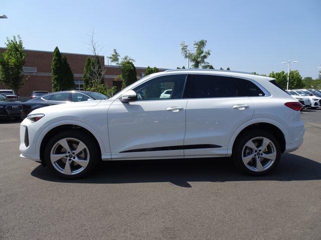 new 2025 Audi Q5 car, priced at $60,960