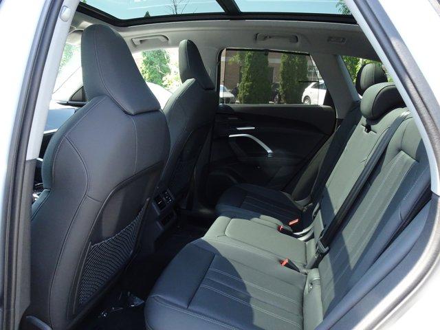 new 2025 Audi Q5 car, priced at $60,960