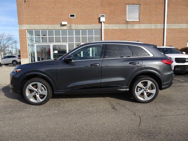 new 2025 Audi Q5 car, priced at $61,390