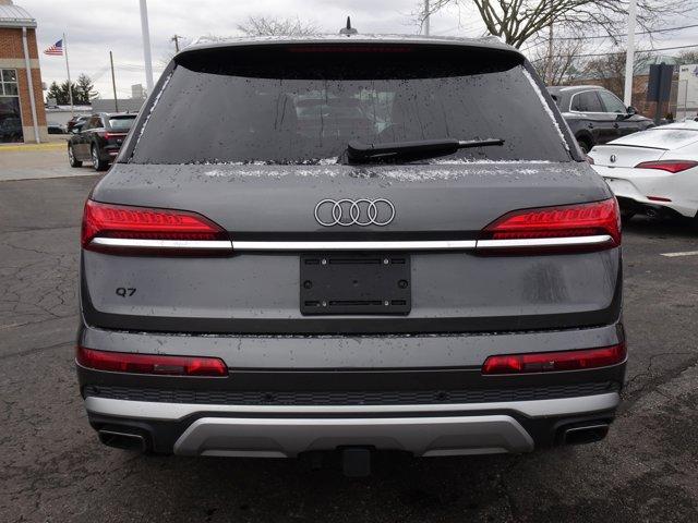 used 2025 Audi Q7 car, priced at $52,900